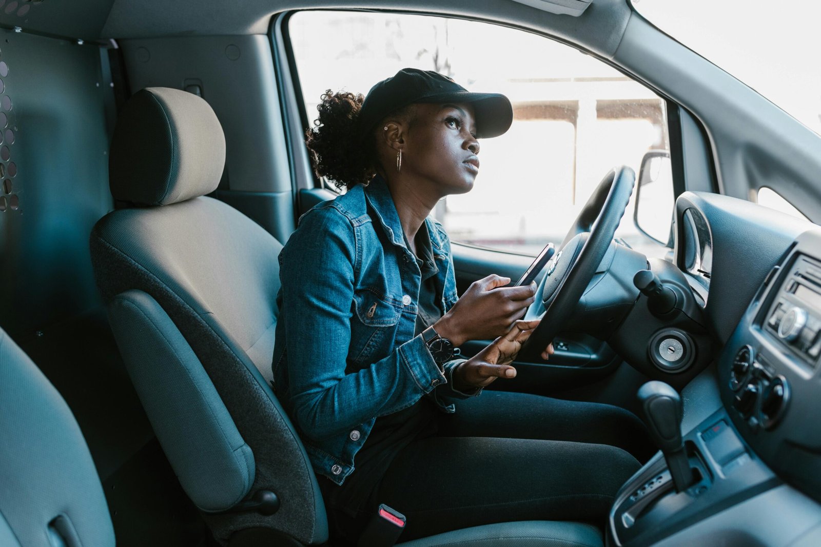 woman driving to hair appointment